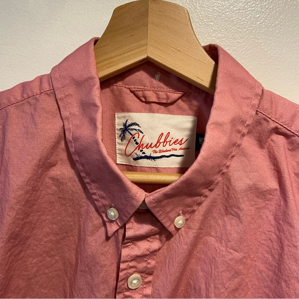 Chubbies Blue Pink Stripe Classic Fit Short Sleeve Button Down Shirt Med *NOTE